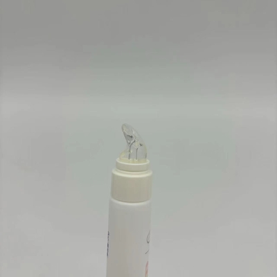 High Quality Lip Gloss Packaging Empty Squeeze Lipgloss Containers Tubes